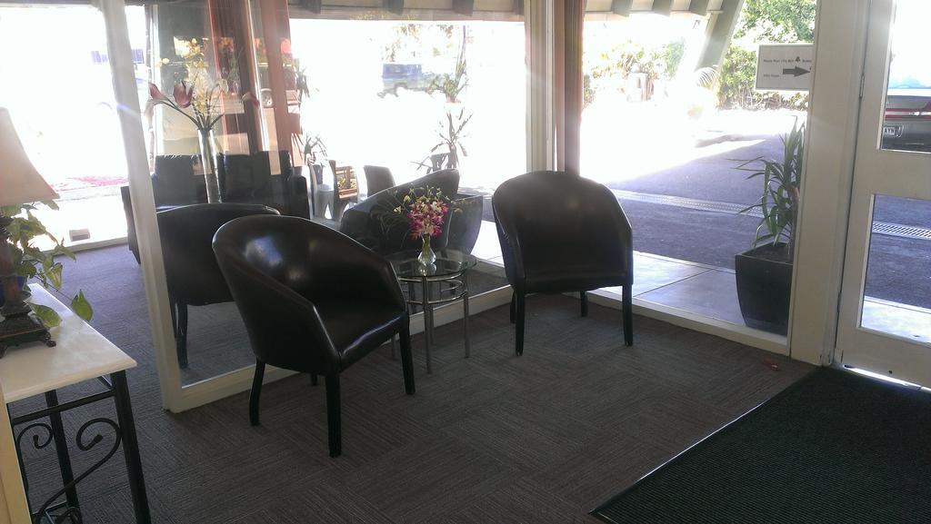Lindy Lodge Motel Adelaide Bagian luar foto