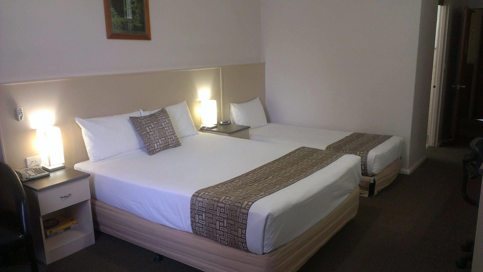 Lindy Lodge Motel Adelaide Bagian luar foto