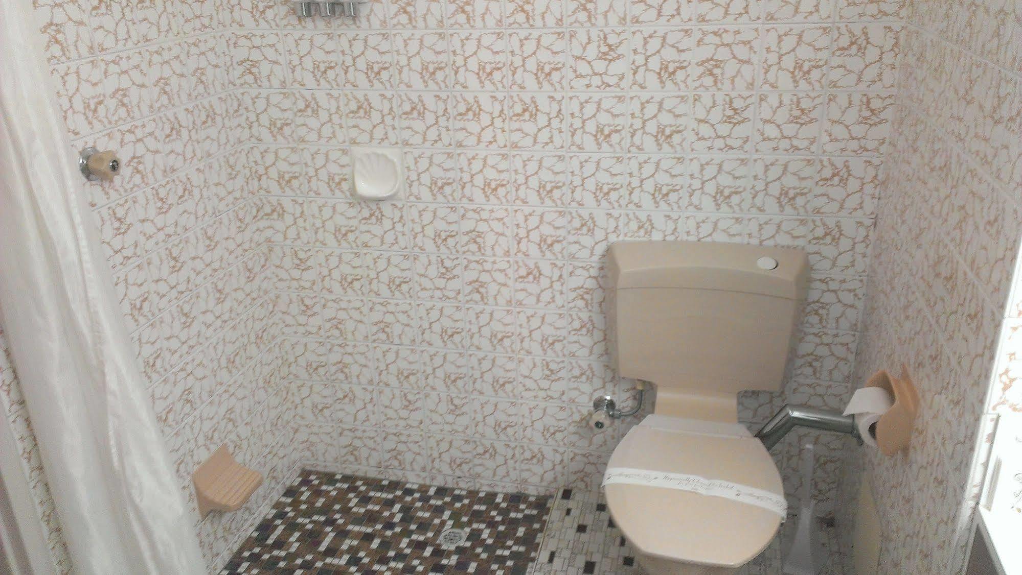 Lindy Lodge Motel Adelaide Bagian luar foto