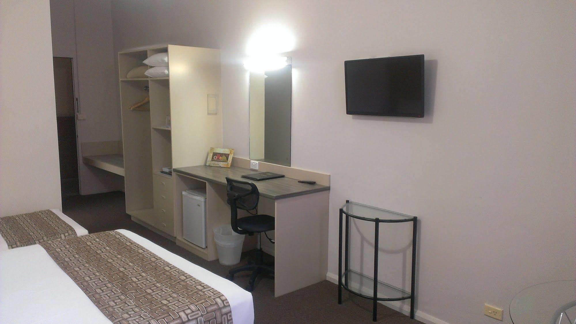 Lindy Lodge Motel Adelaide Bagian luar foto