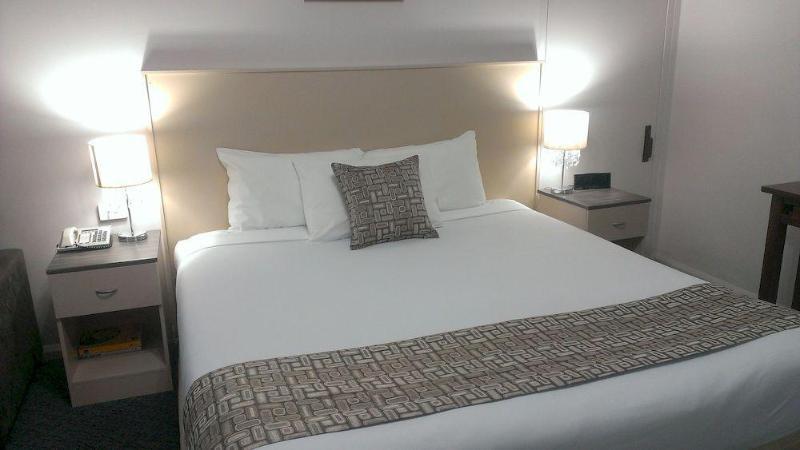 Lindy Lodge Motel Adelaide Bagian luar foto