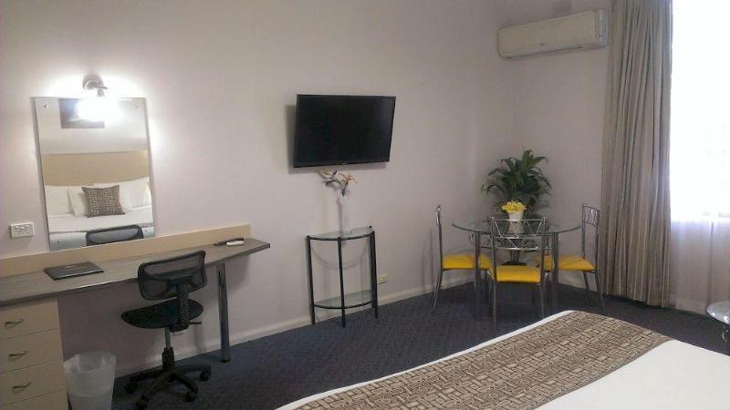 Lindy Lodge Motel Adelaide Bagian luar foto